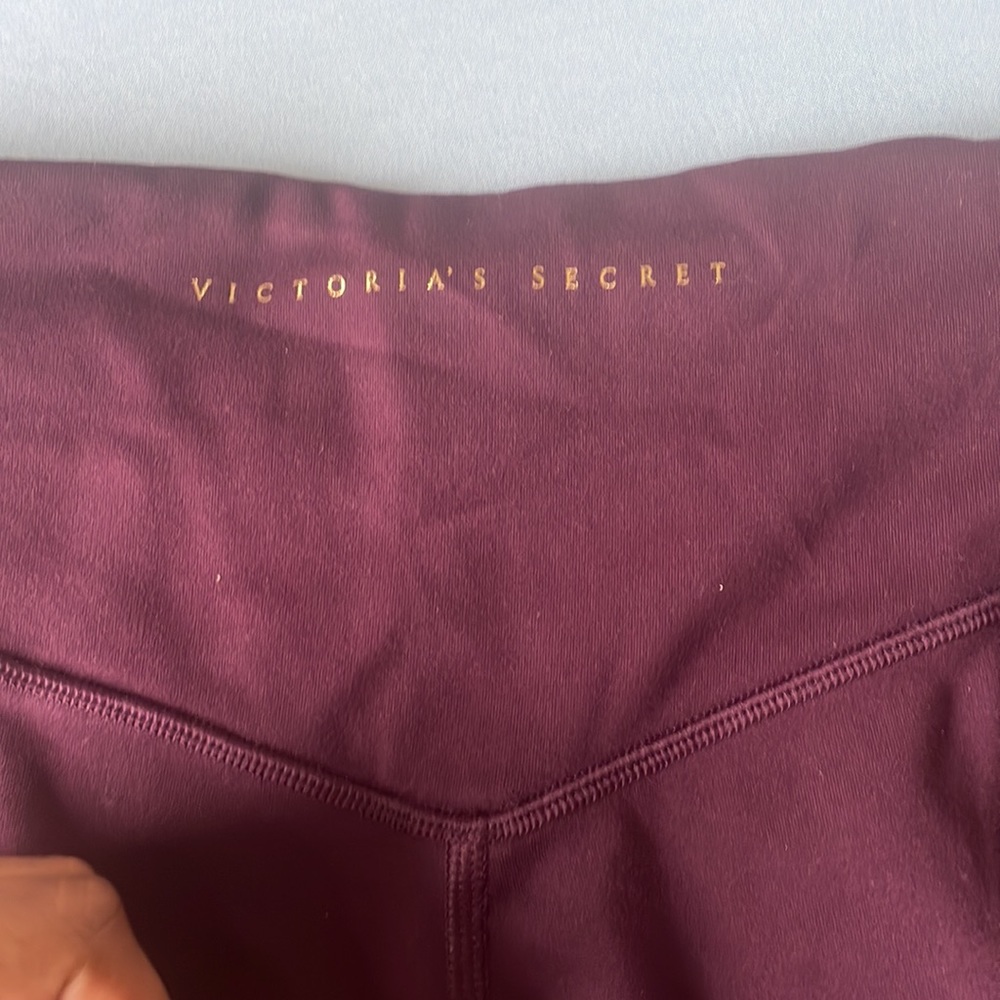 Maroon Victoria secret workout pants. - Picture 4 of 11